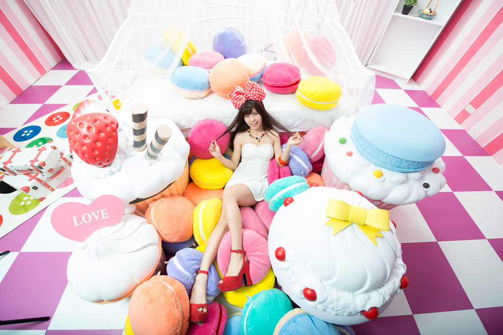 12616833904 6c5d01390f B