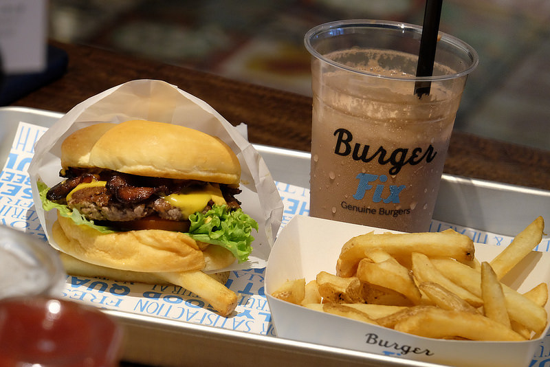 17735228799 1d37f0fffd C